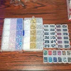 Gemstones and flatback pearl kits